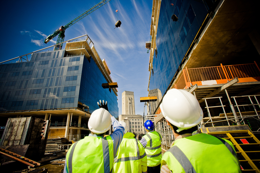 Building,Under,Construction,With,Workers